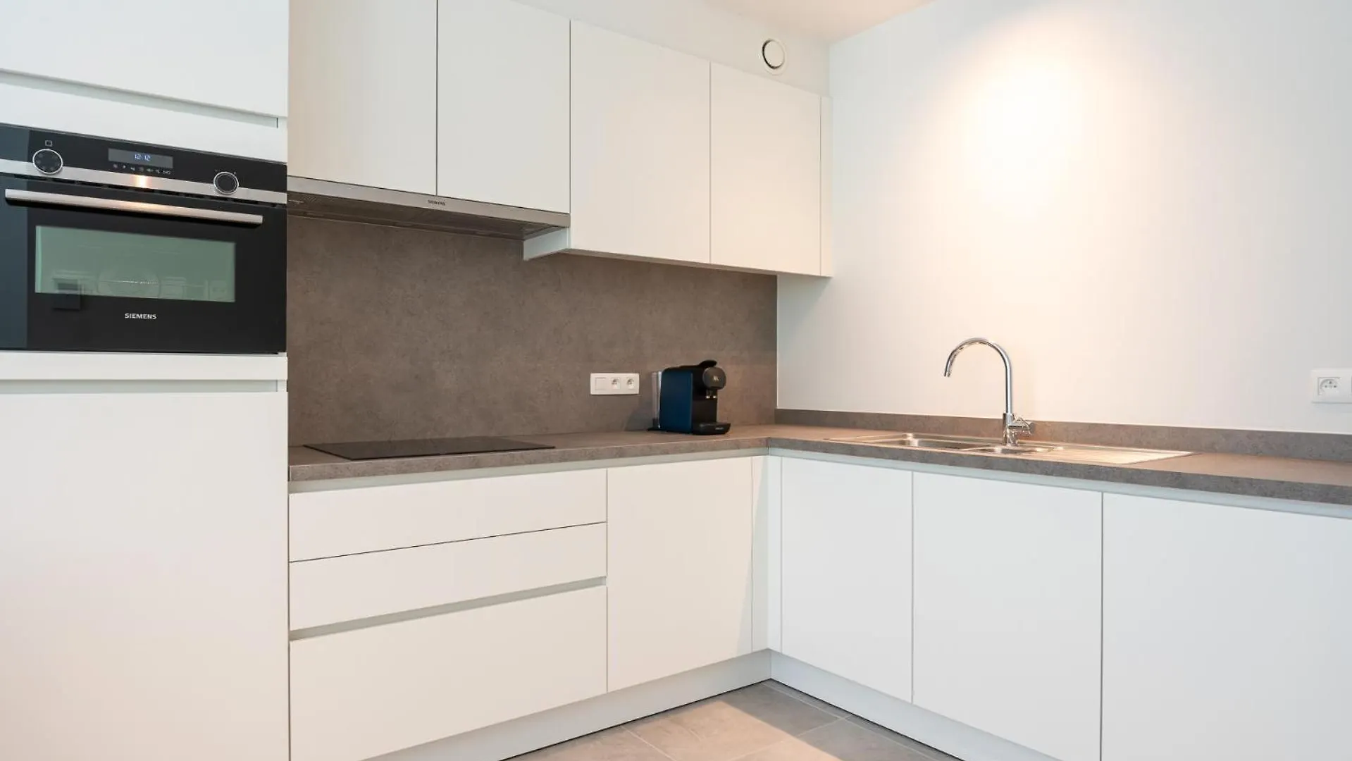 Brand New Apartment In The City Centre Near The Beach Oostende België