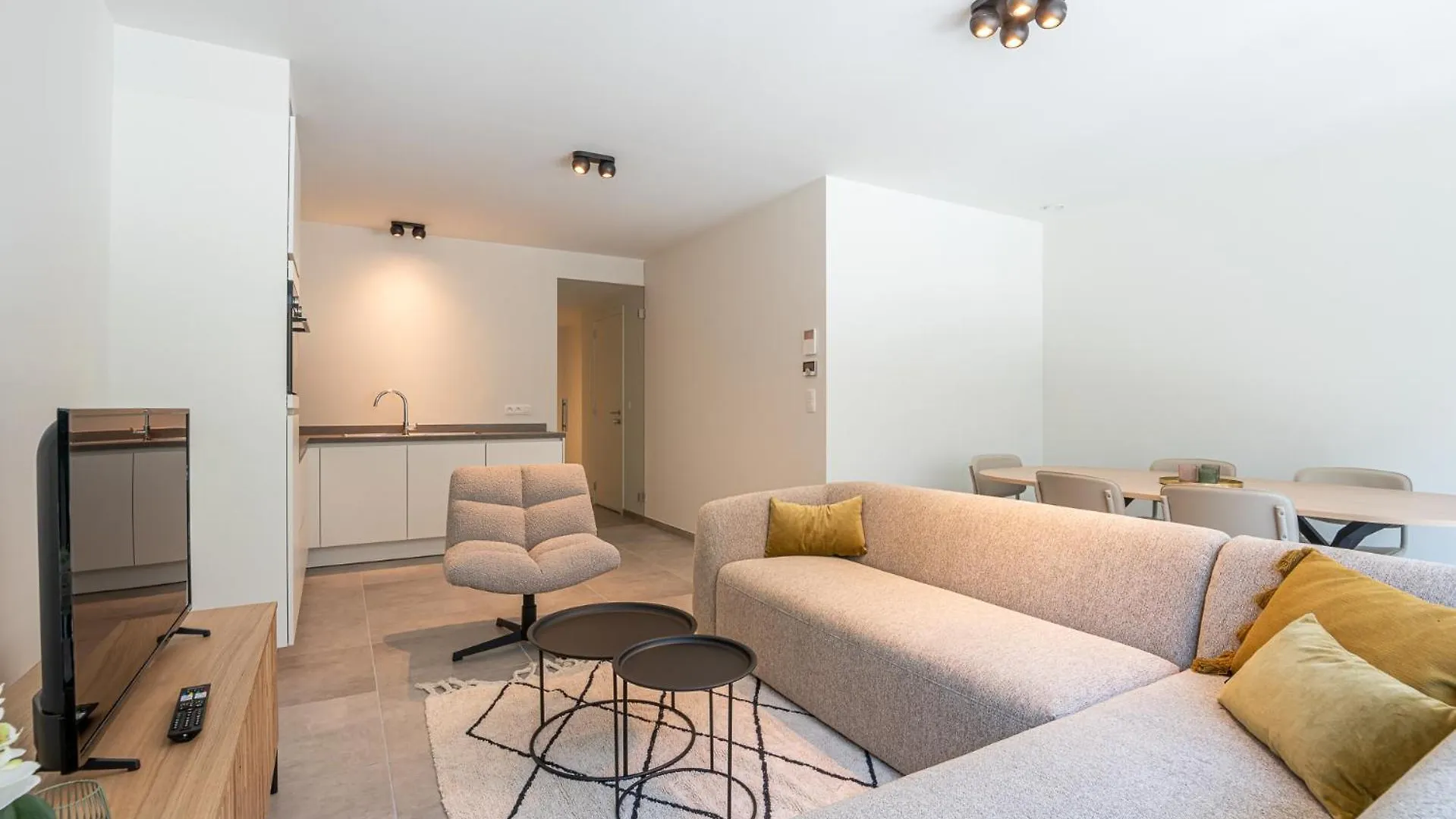 Brand New Apartment In The City Centre Near The Beach Oostende